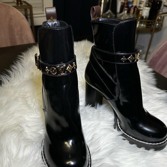 LV STAR TRAIL ANKLE BOOT - Picture 2 of 14